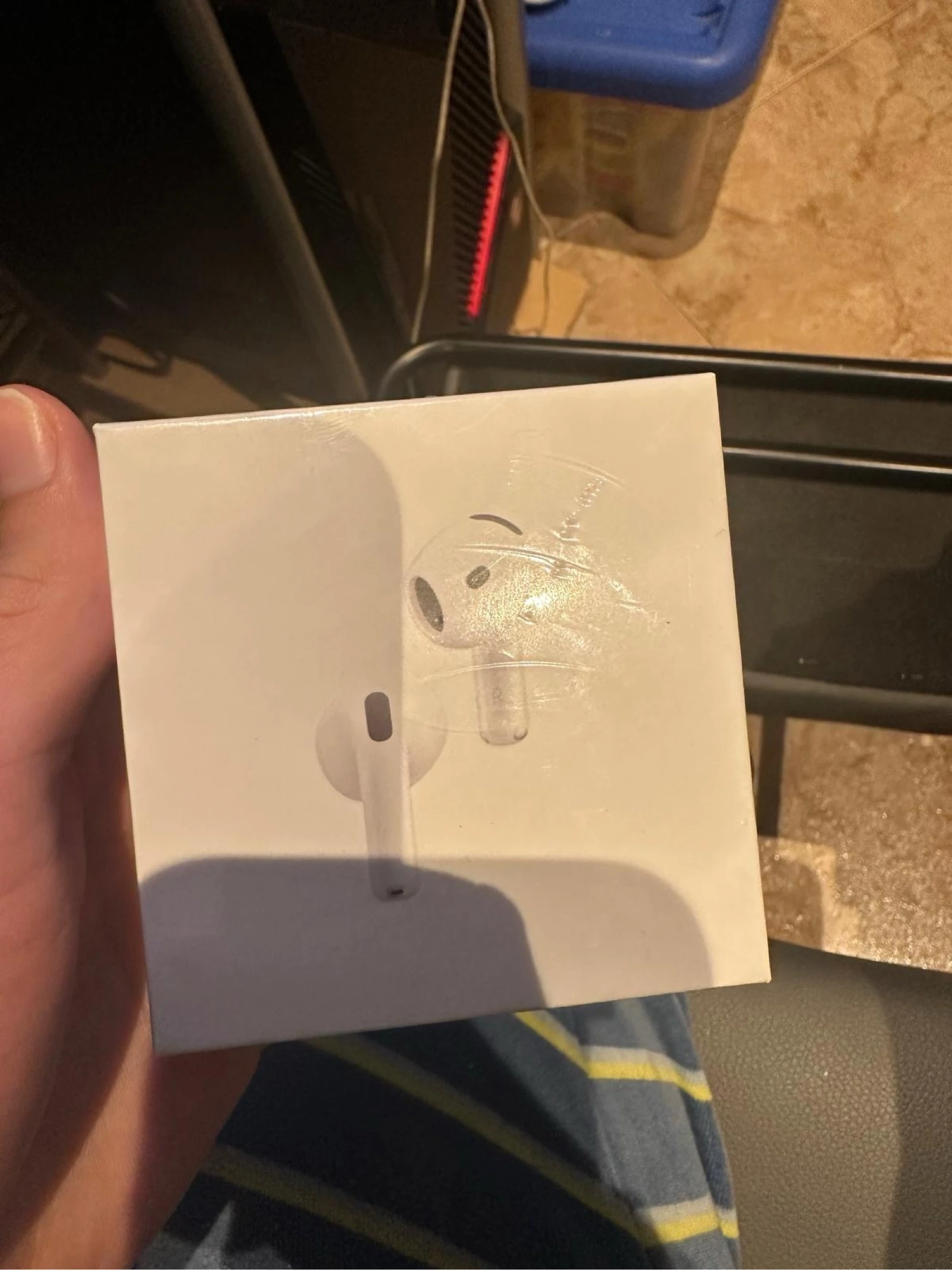 AirPods gen 4